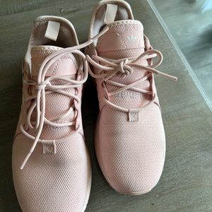 WOMENS ADIDAS - LIGHT PINK